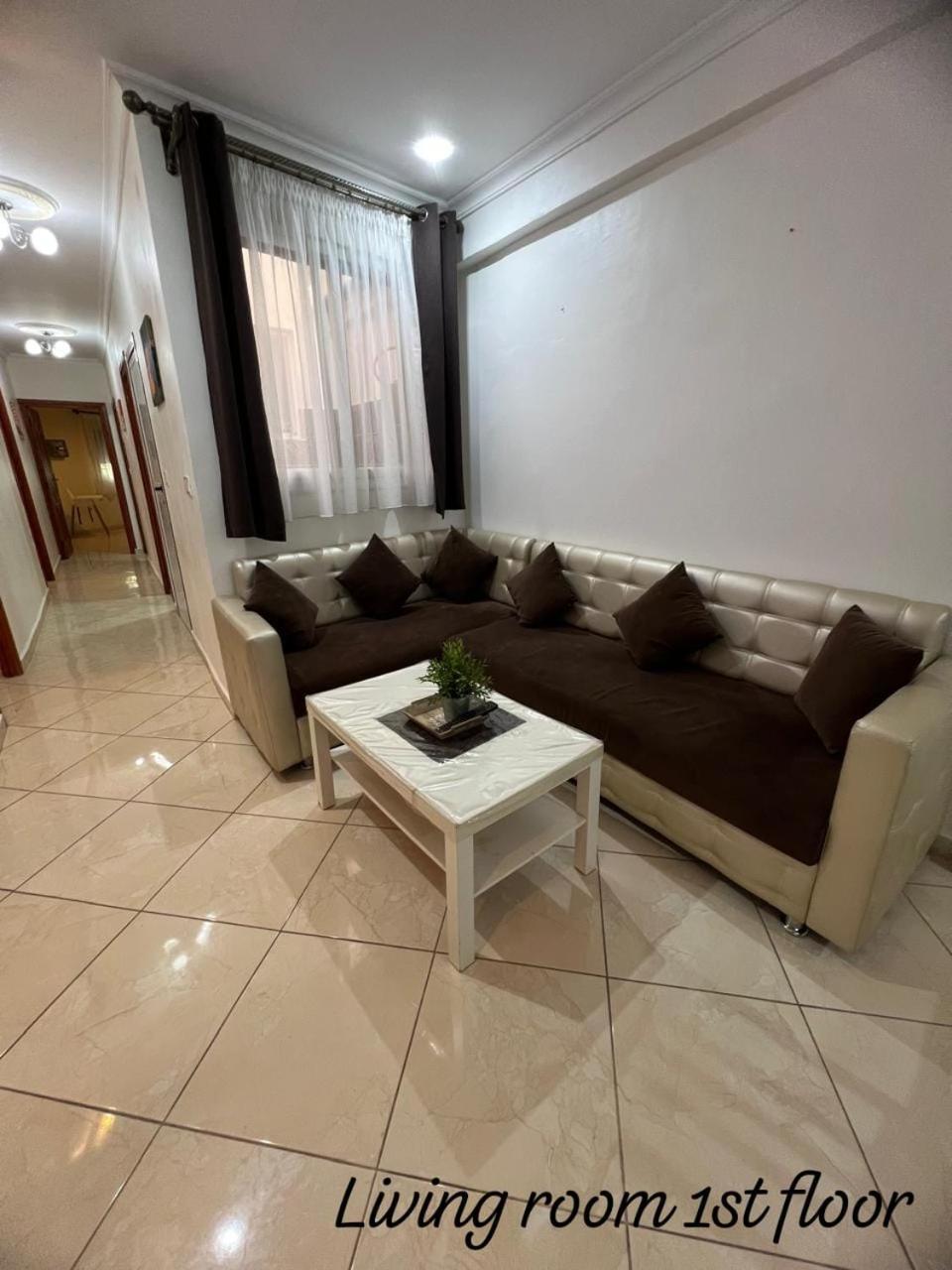 Apartment Ayoub -For Families Only- Nador Eksteriør bilde