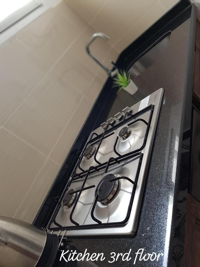 Apartment Ayoub -For Families Only- Nador Eksteriør bilde